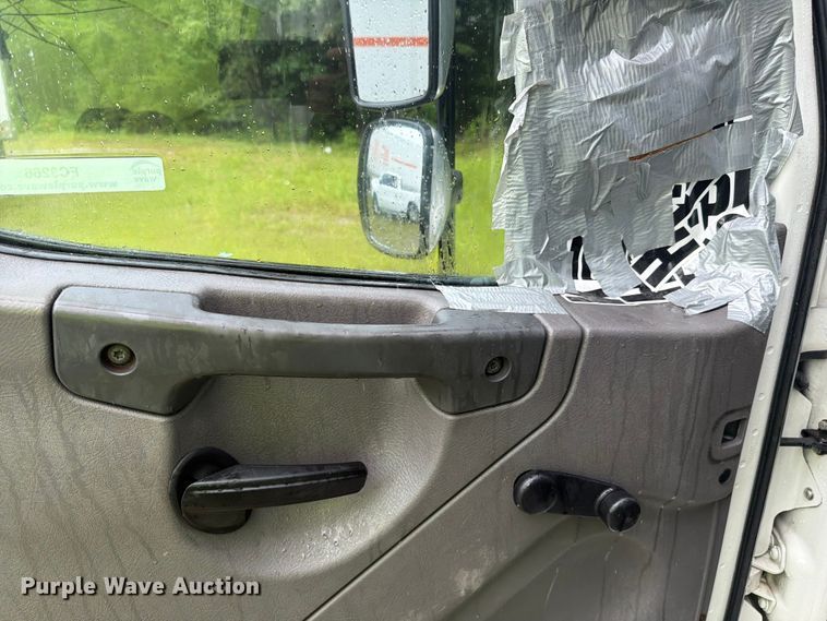 image for item FC3266 2018 Freightliner Business Class M2 box truck