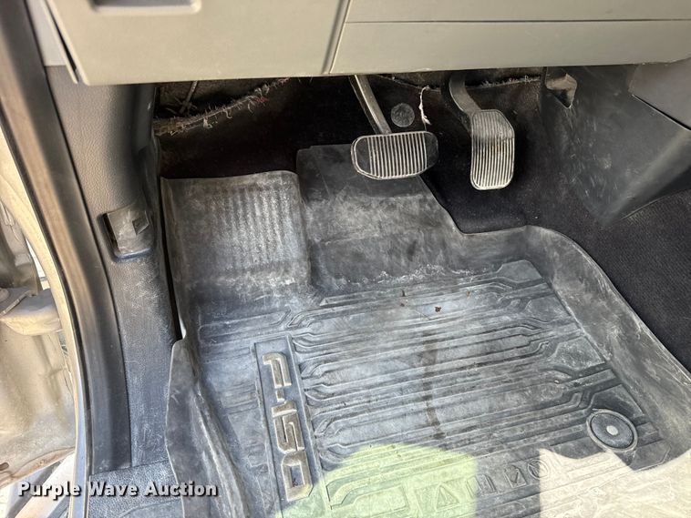 image for item FC4018 2021 Ford  F150 Crew Cab pickup truck