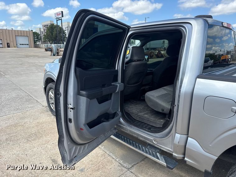 image for item FC4018 2021 Ford  F150 Crew Cab pickup truck