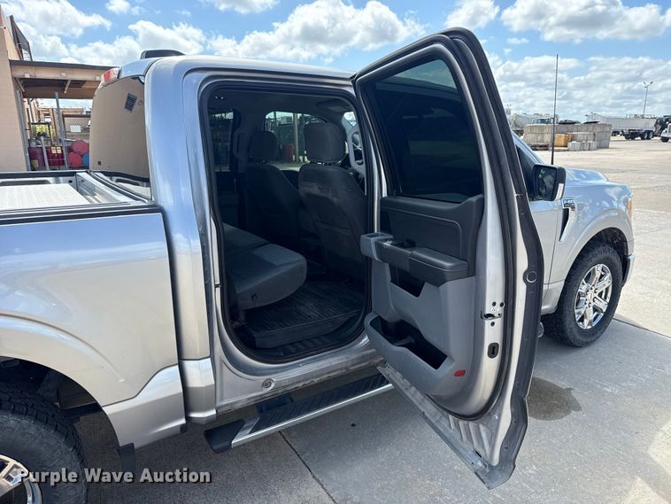 image for item FC4018 2021 Ford  F150 Crew Cab pickup truck