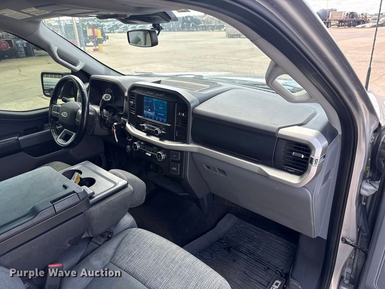 image for item FC4018 2021 Ford  F150 Crew Cab pickup truck