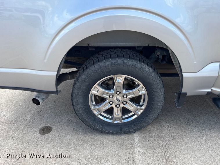 image for item FC4018 2021 Ford  F150 Crew Cab pickup truck