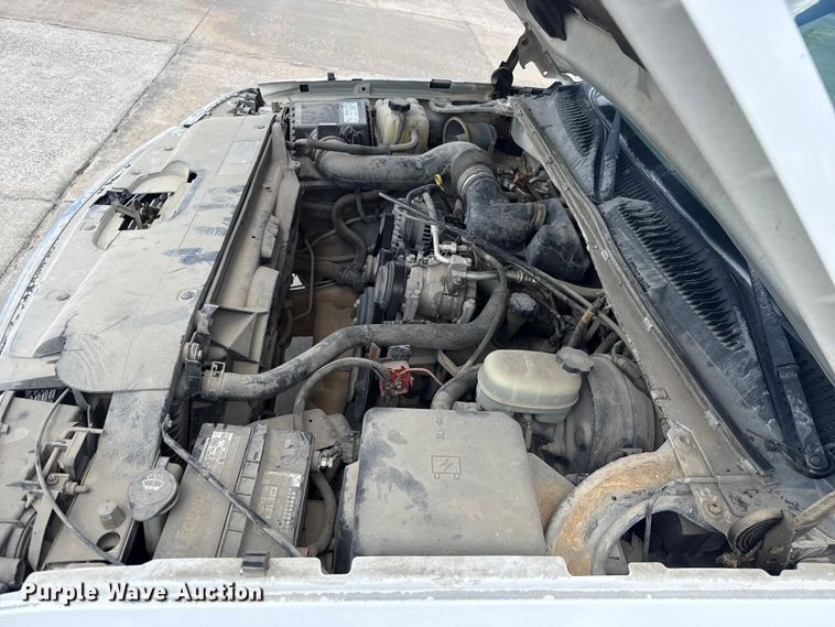 image for item FC4019 2006 Chevrolet Silverado 1500 pickup truck