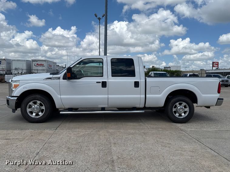 image for item FC4020 2013 Ford F250 Super Duty Crew Cab pickup truck