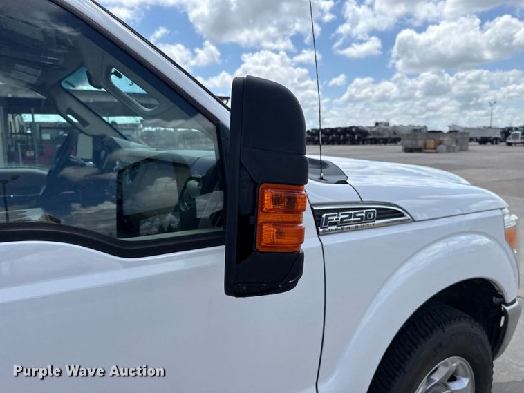 image for item FC4020 2013 Ford F250 Super Duty Crew Cab pickup truck