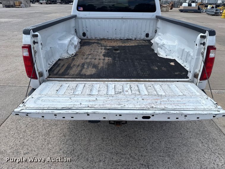 image for item FC4020 2013 Ford F250 Super Duty Crew Cab pickup truck