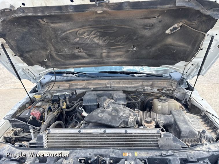 image for item FC4020 2013 Ford F250 Super Duty Crew Cab pickup truck