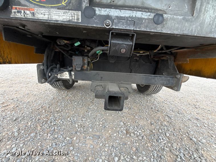 image for item FC4042 2022 Ford F350 Super Duty utility bed pickup truck
