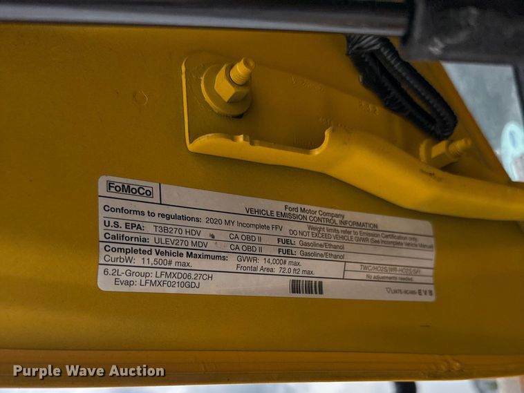 image for item FC4044 2020 Ford F350 Super Duty utility bed pickup truck