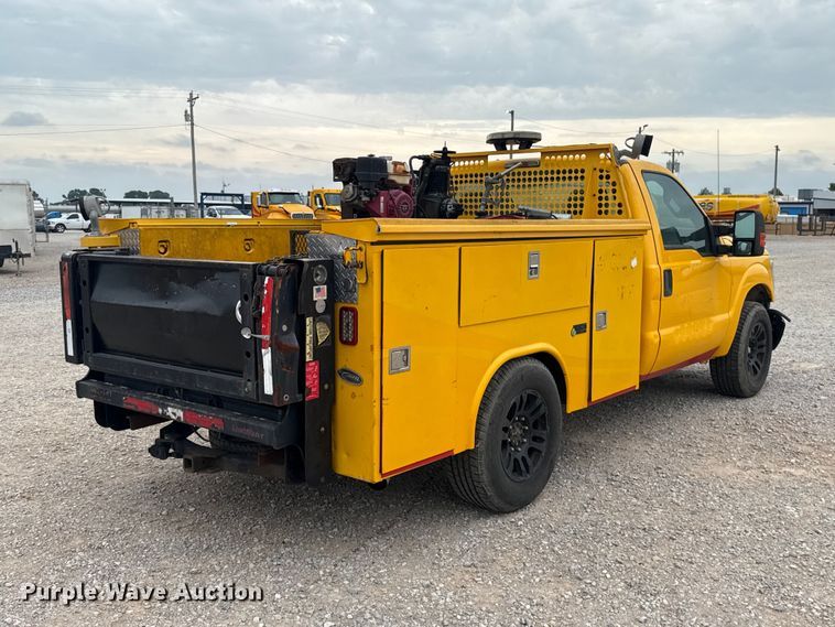 image for item FC4045 2015 Ford F350 Super Duty utility bed pickup truck