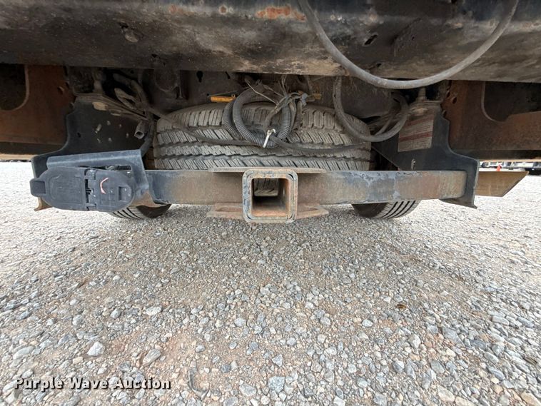 image for item FC4045 2015 Ford F350 Super Duty utility bed pickup truck