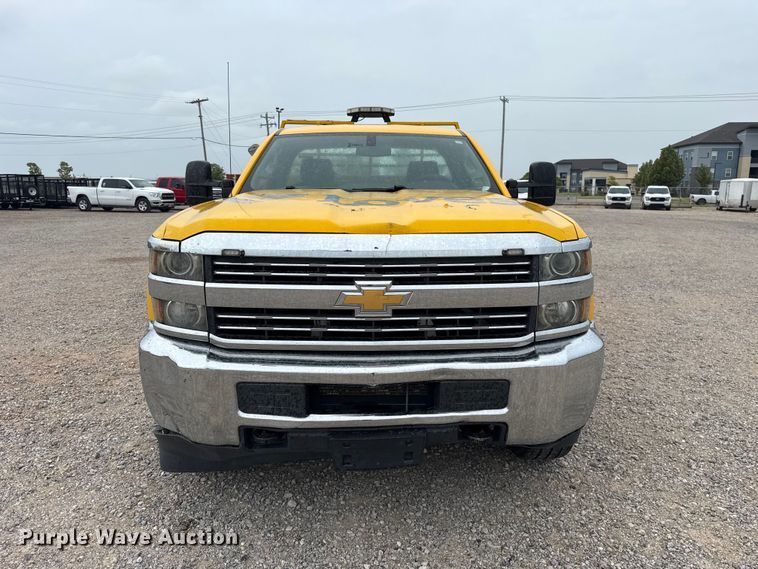 image for item FC4046 2016 Chevrolet Silverado 3500HD utility bed pickup truck