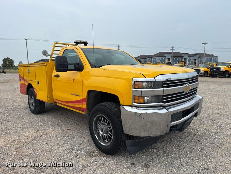 image for item FC4046 2016 Chevrolet Silverado 3500HD utility bed pickup truck