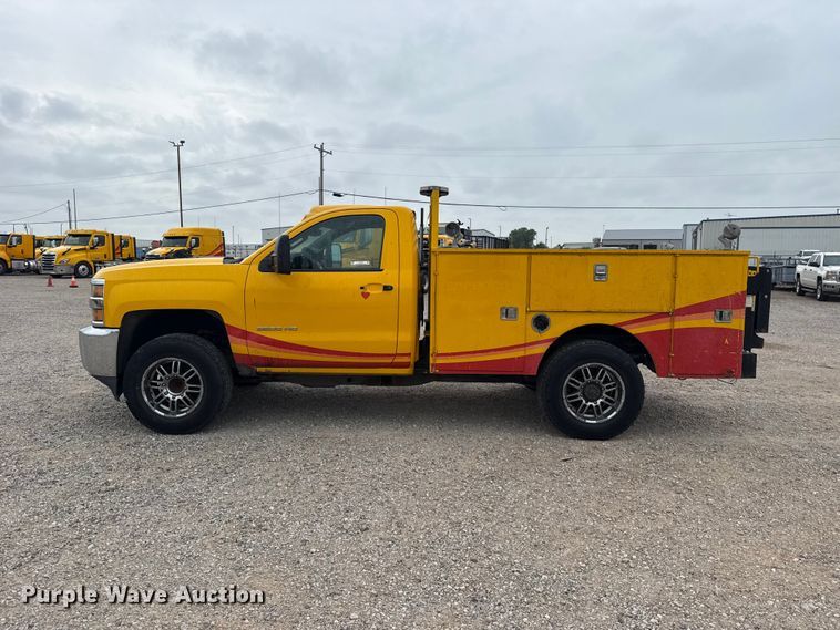image for item FC4046 2016 Chevrolet Silverado 3500HD utility bed pickup truck