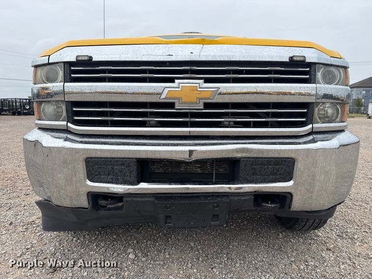 image for item FC4046 2016 Chevrolet Silverado 3500HD utility bed pickup truck