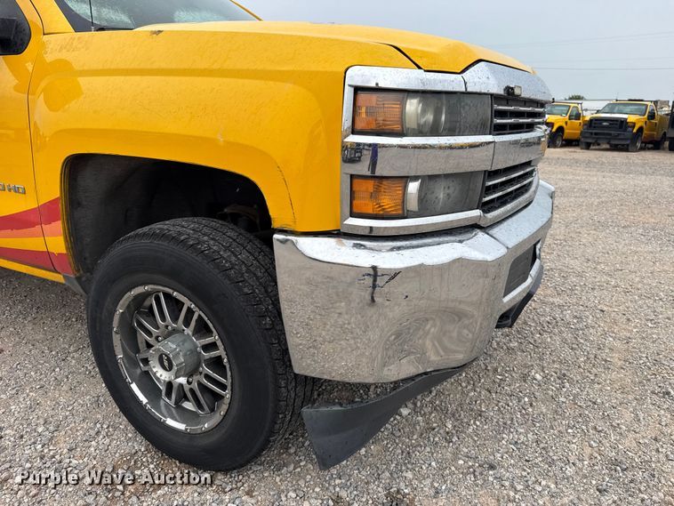 image for item FC4046 2016 Chevrolet Silverado 3500HD utility bed pickup truck