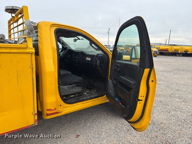 image for item FC4046 2016 Chevrolet Silverado 3500HD utility bed pickup truck
