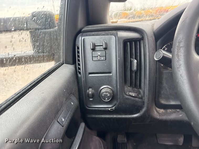 image for item FC4046 2016 Chevrolet Silverado 3500HD utility bed pickup truck