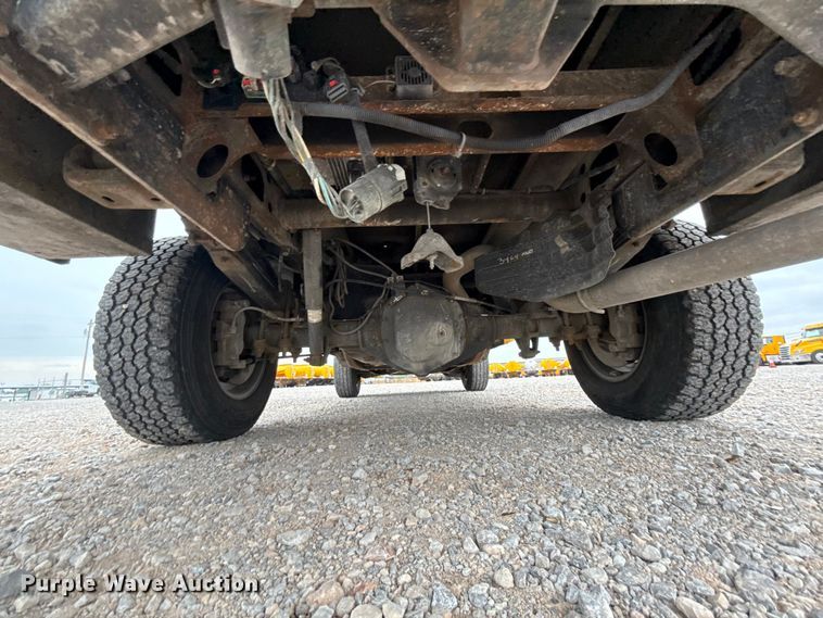 image for item FC4046 2016 Chevrolet Silverado 3500HD utility bed pickup truck