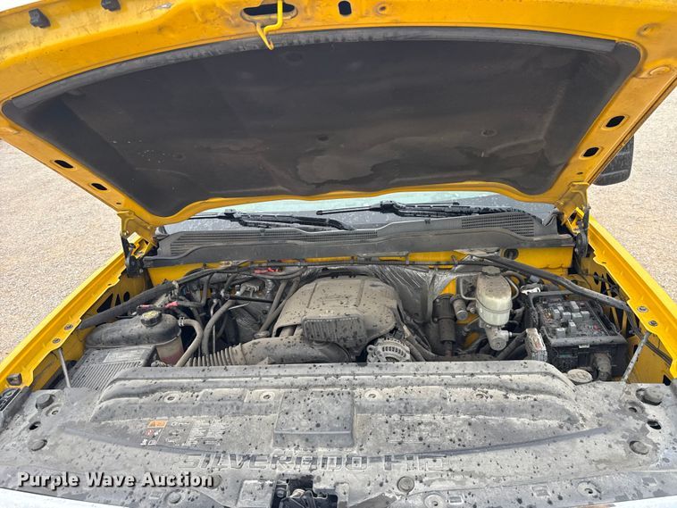 image for item FC4046 2016 Chevrolet Silverado 3500HD utility bed pickup truck