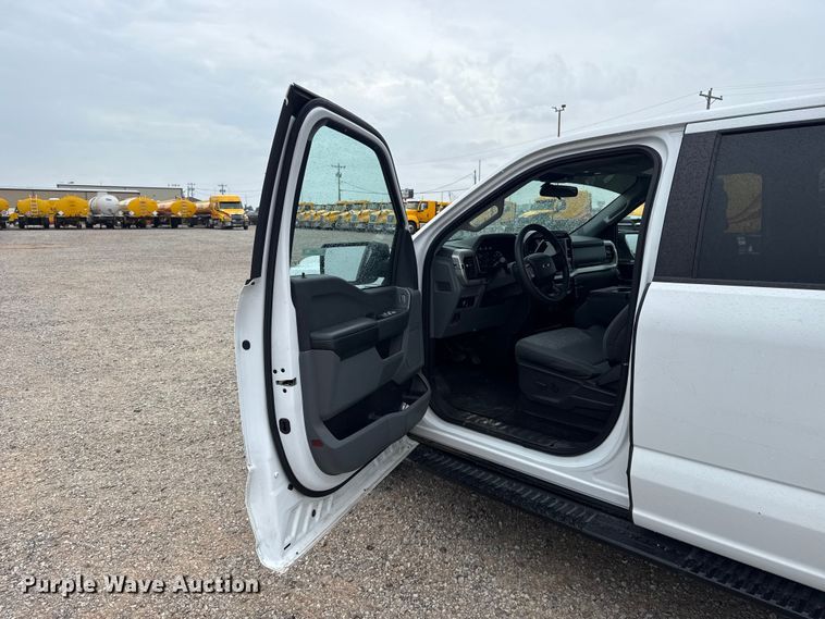image for item FC4052 2023 Ford F150 Crew Cab pickup truck