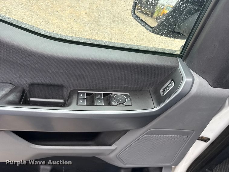 image for item FC4052 2023 Ford F150 Crew Cab pickup truck