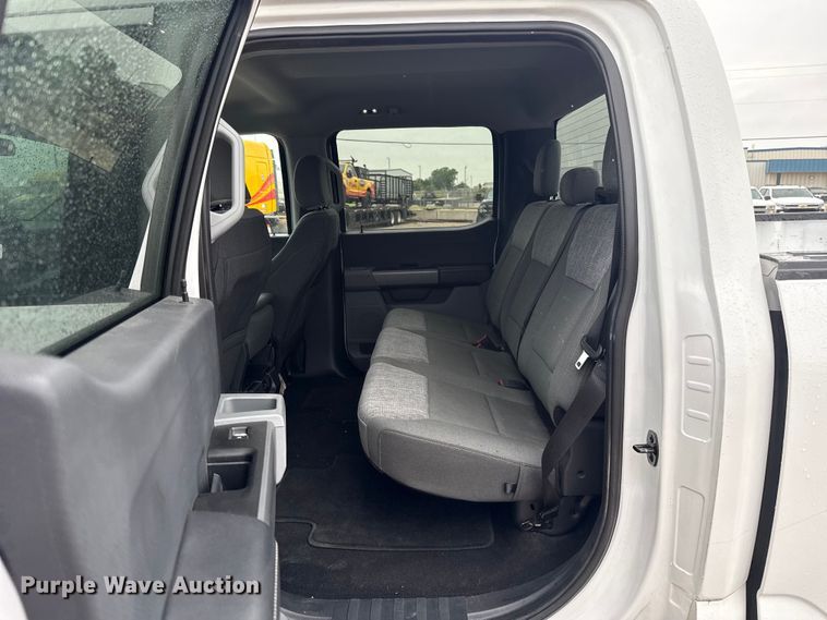 image for item FC4052 2023 Ford F150 Crew Cab pickup truck
