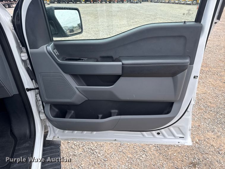 image for item FC4052 2023 Ford F150 Crew Cab pickup truck
