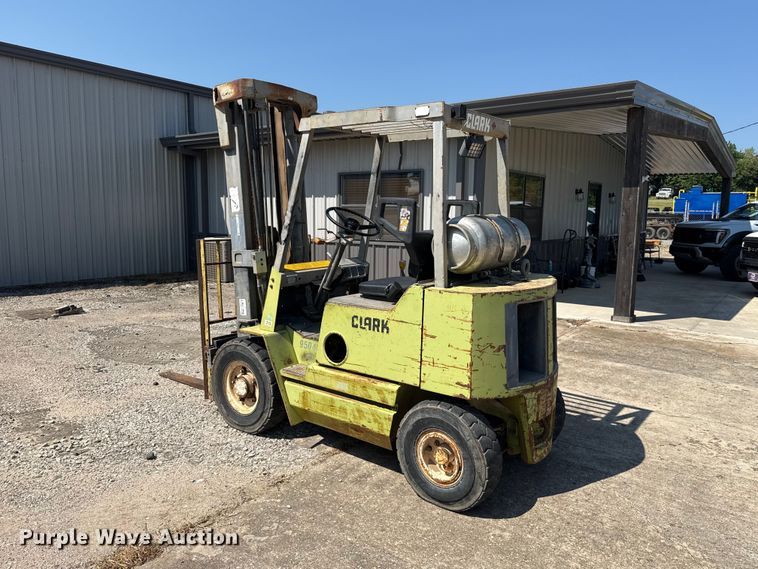 image for item FC4086 Clark GPS20WC forklift
