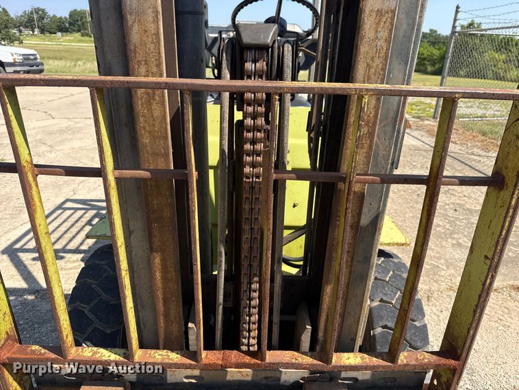 image for item FC4086 Clark GPS20WC forklift