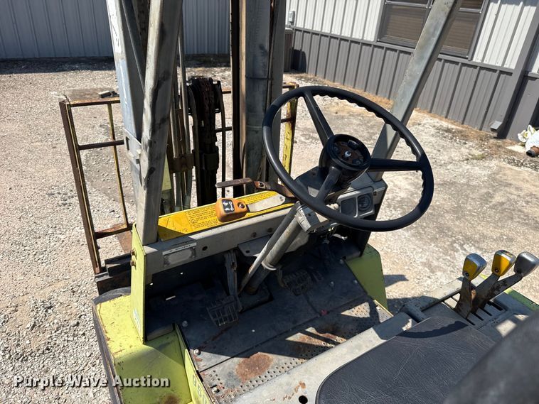 image for item FC4086 Clark GPS20WC forklift