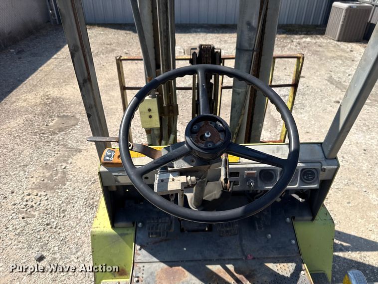 image for item FC4086 Clark GPS20WC forklift