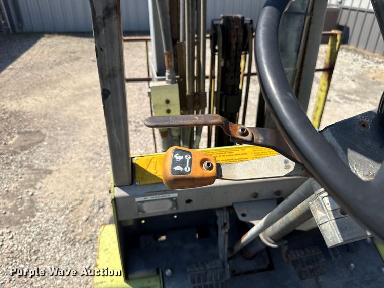 image for item FC4086 Clark GPS20WC forklift