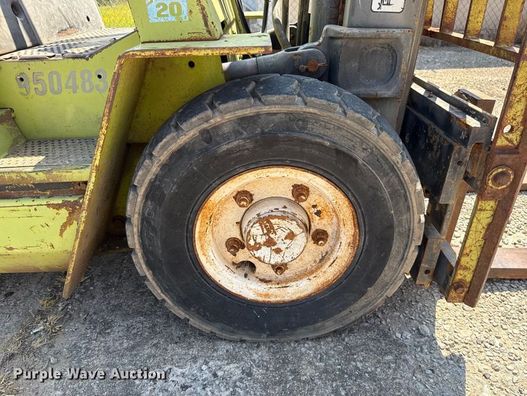 image for item FC4086 Clark GPS20WC forklift