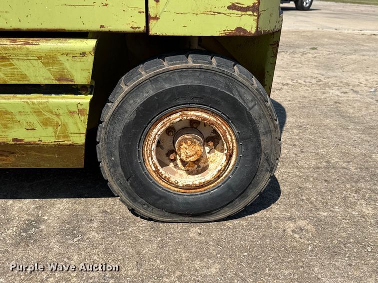 image for item FC4086 Clark GPS20WC forklift