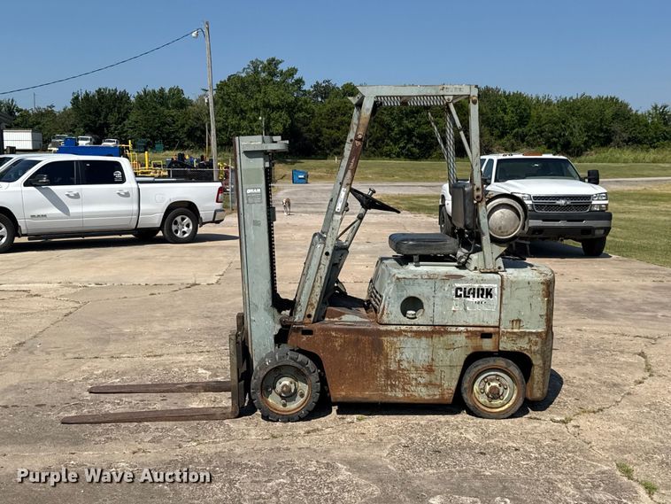 image for item FC4087 Clark C500-45 forklift