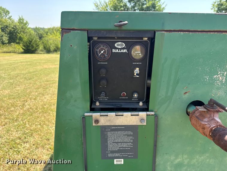 image for item FC4088 Sullair 185Q air compressor