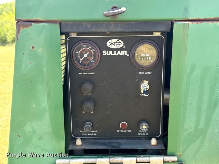 image for item FC4088 Sullair 185Q air compressor