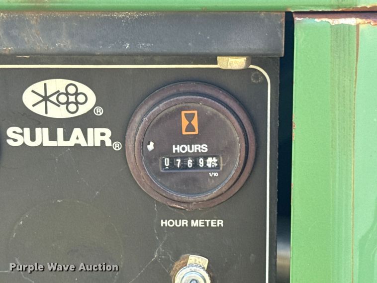 image for item FC4088 Sullair 185Q air compressor