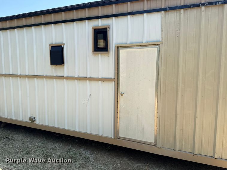 image for item FC4089 Meritech skid mounted living quarters