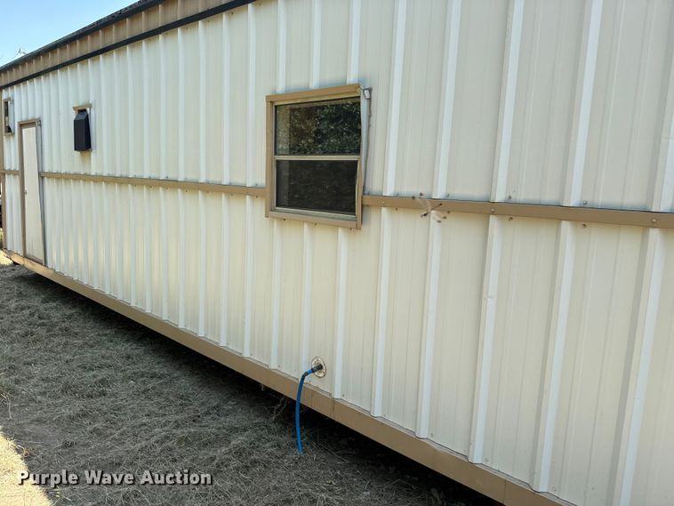 image for item FC4089 Meritech skid mounted living quarters