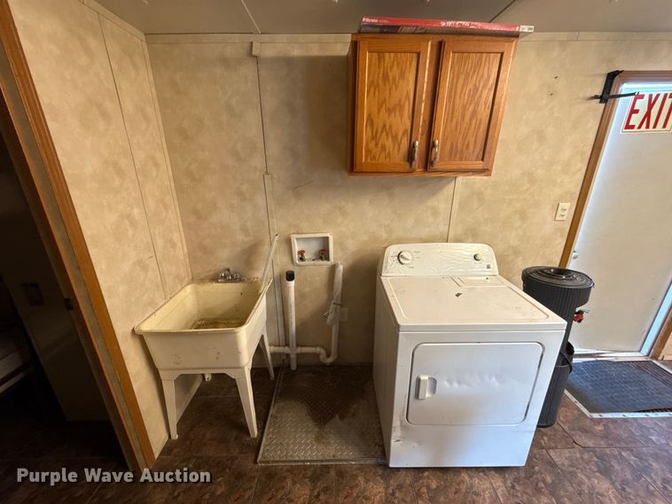 image for item FC4089 Meritech skid mounted living quarters