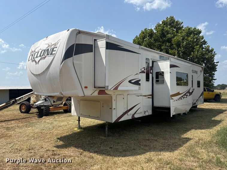 Heartland 3914 Cyclone toy hauler camper
