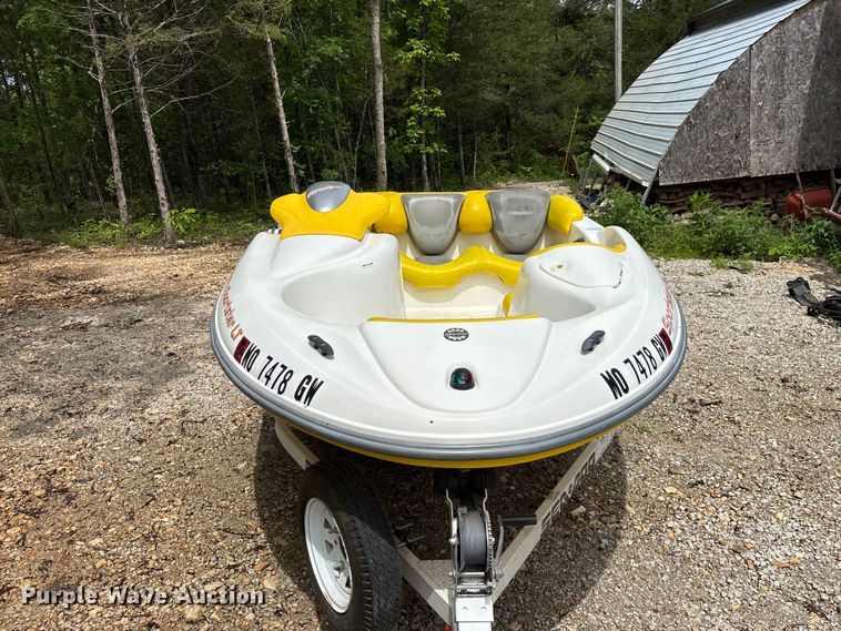 image for item FG0341 2002 Sea-Doo  Sportster LT boat