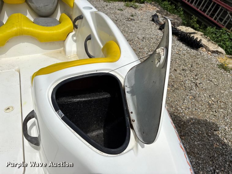 image for item FG0341 2002 Sea-Doo  Sportster LT boat