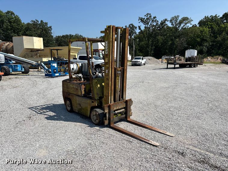 image for item FG0550 Clark C500-50 forklift