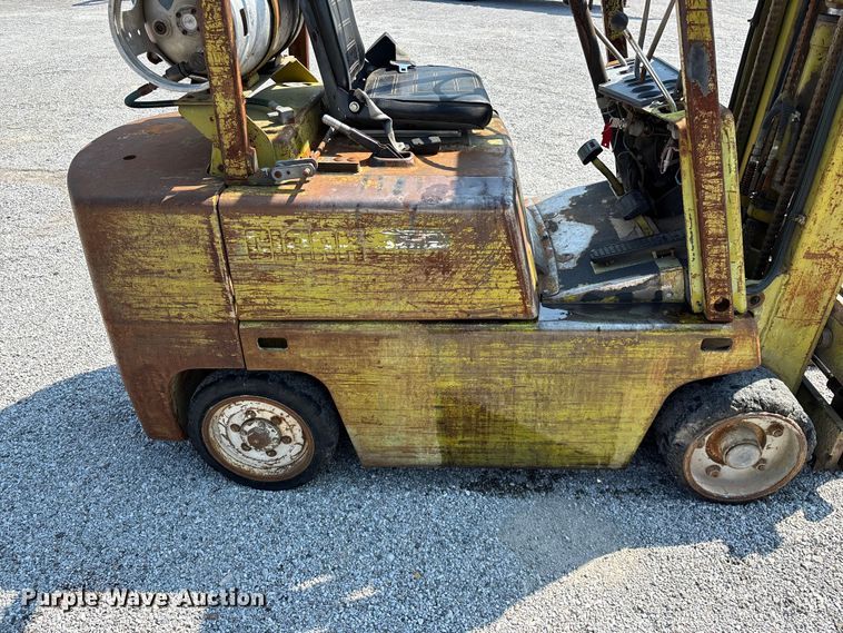 image for item FG0550 Clark C500-50 forklift