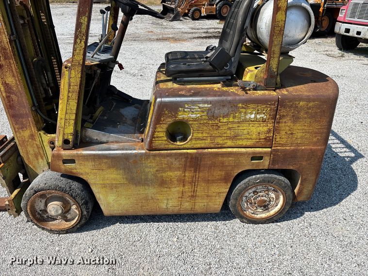 image for item FG0550 Clark C500-50 forklift