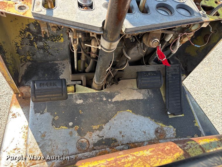 image for item FG0550 Clark C500-50 forklift