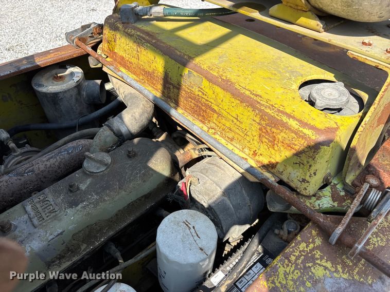 image for item FG0550 Clark C500-50 forklift